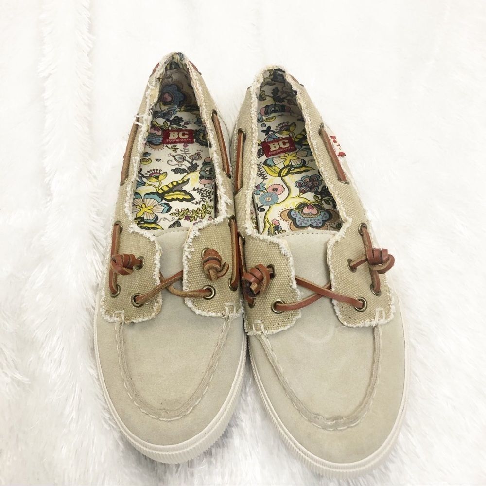 BC Footwear Lace flats size 7